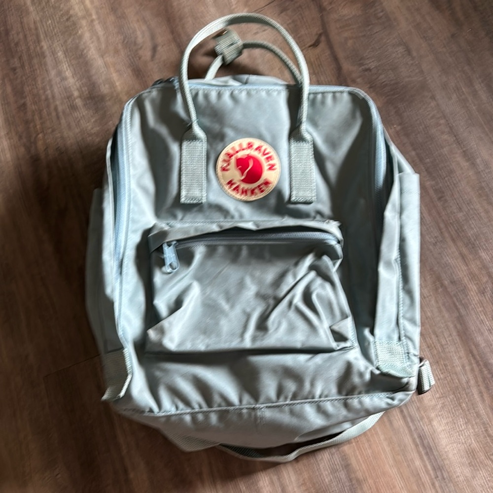 Fjallraven Kanken Light Grayish Blue Backpack